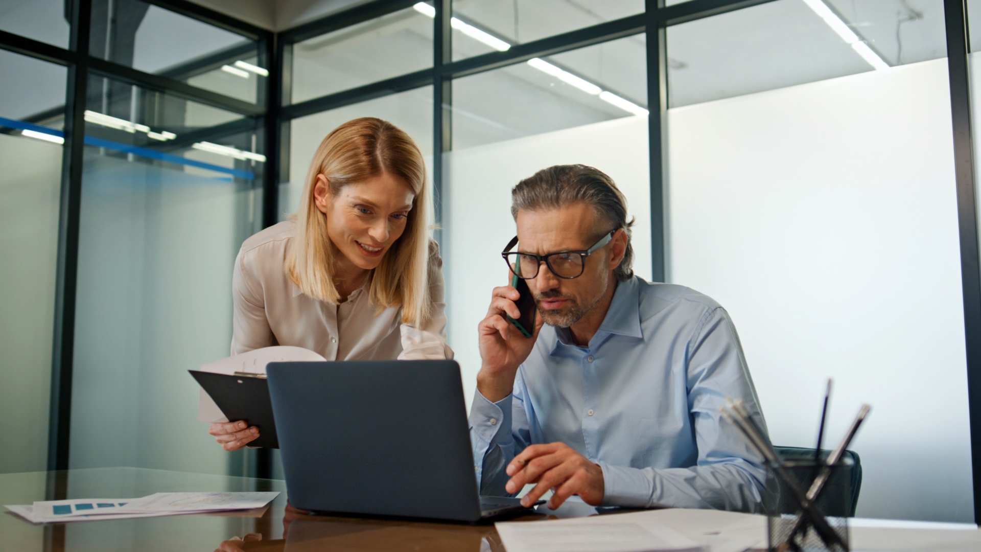 Two people in a consultancy meeting